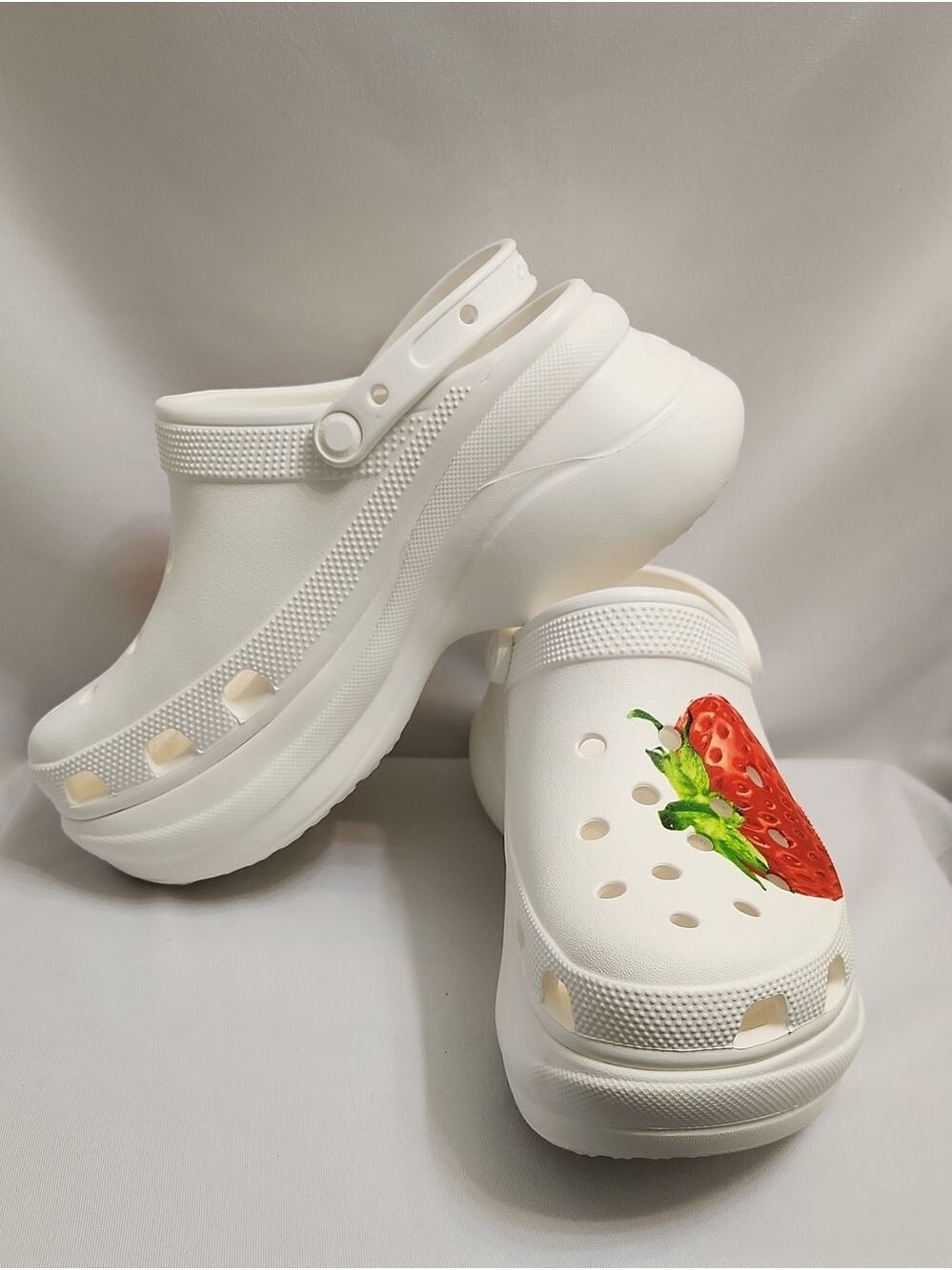 CROCS Bae Fresh Fruit Strawberry White Platform Clogs (W Size 11) - Picture 4 of 9